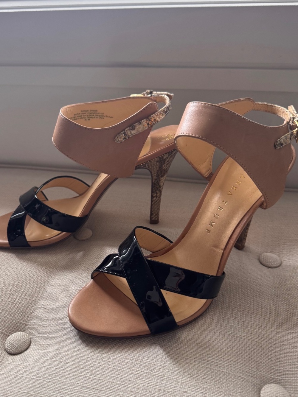 Leather & Patent Leather Sandals | Snake Embossed Ankle Strap | Size 8.5 | 4”